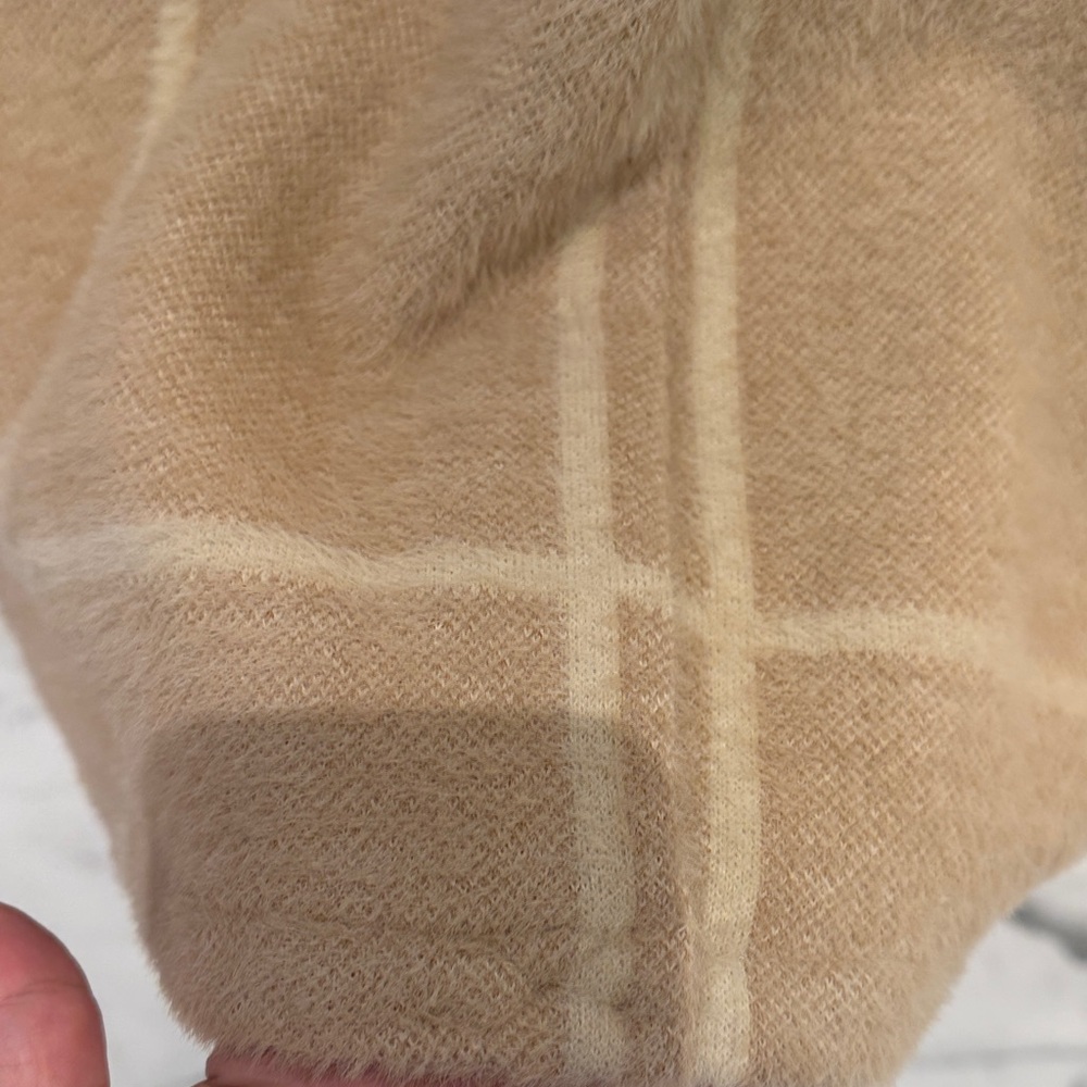 Elegant Beige Checkered Women's Blazer - Picture 5 of 5